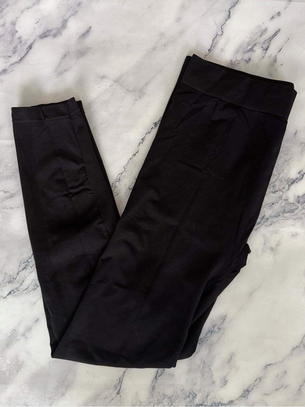 Black leggings